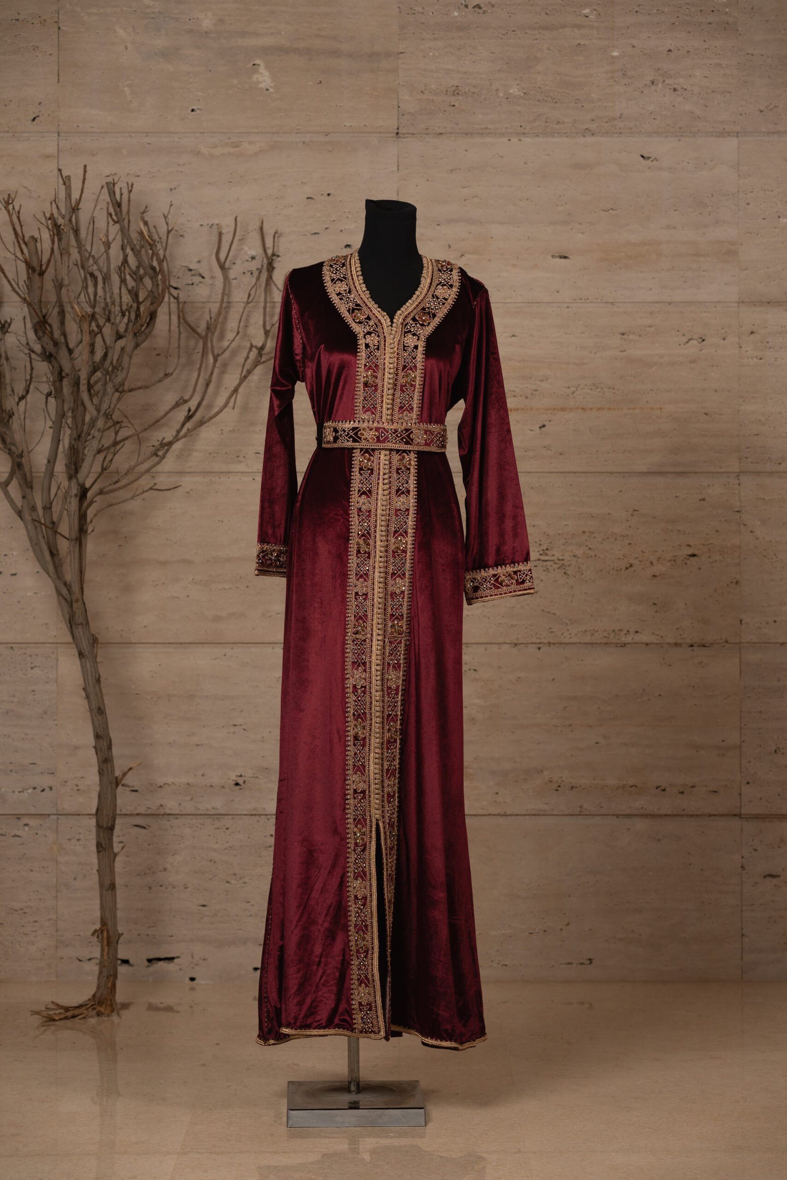 _AS10526 قفطان مغربي مخمل بلون عنابي - Image 1