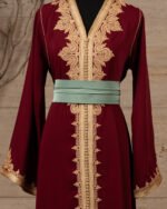قفطان مغربي بلون أحمر عنابي - Image 2