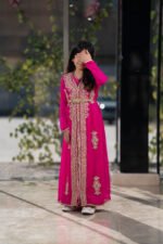 تكشيطة مغربية بلون وردي