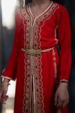 ⁦تكشيطة مغربي بلون أحمر⁩ - الصورة ⁦3⁩